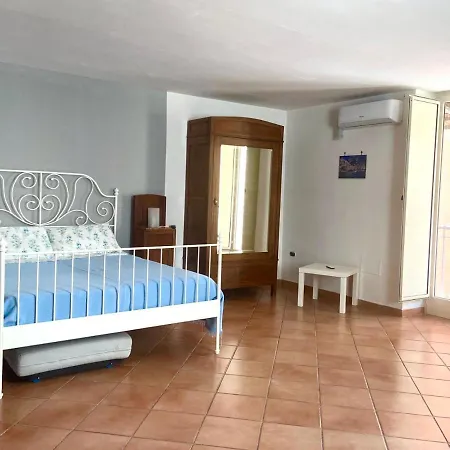 Francesca Holiday By Holidayngo 3* Naples